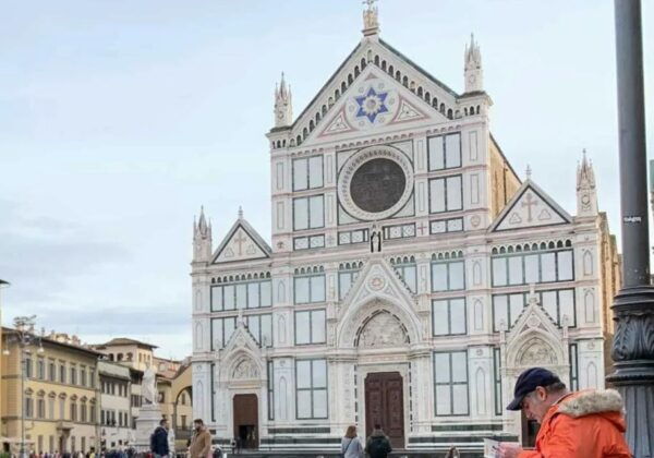 Florence, Outer Ring, Scavenger Hunt and Sights Self-Guided - End Point and Flexibility