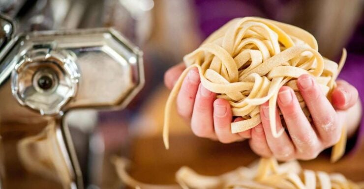 Florence: Pasta Cooking Class With Unlimited Wine - Activity Details