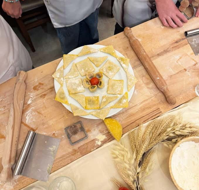Florence: Pasta Cooking Class with Wine Tasting near Duomo - Who Will Love This Tour?