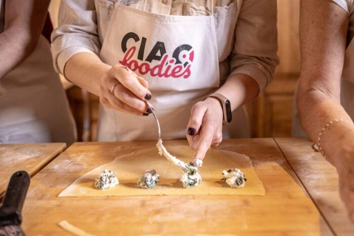 Florence: Pasta & Tiramisu Class With Market Shopping Option - Frequently Asked Questions
