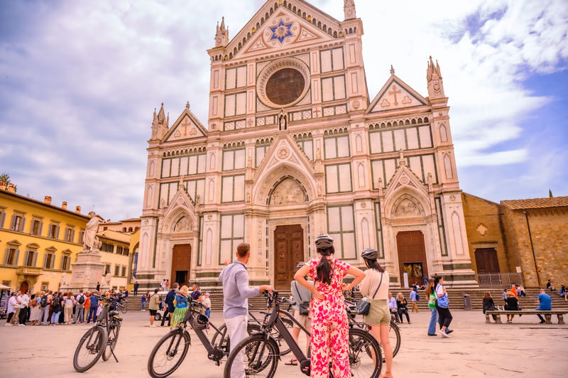 Florence Piazzale Michelangelo E-Bike Small Group Tour - At a glance
