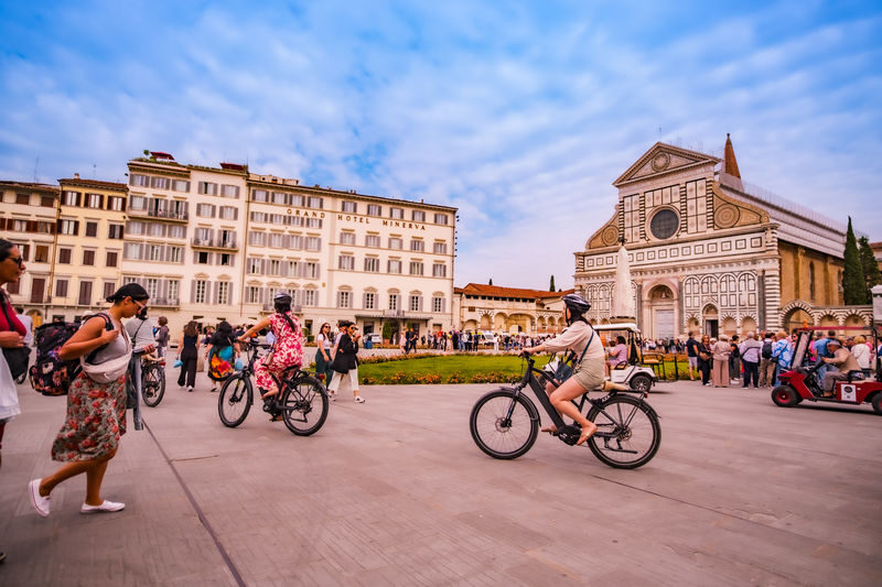Florence Piazzale Michelangelo E-Bike Small Group Tour - The guide can shape the whole outing