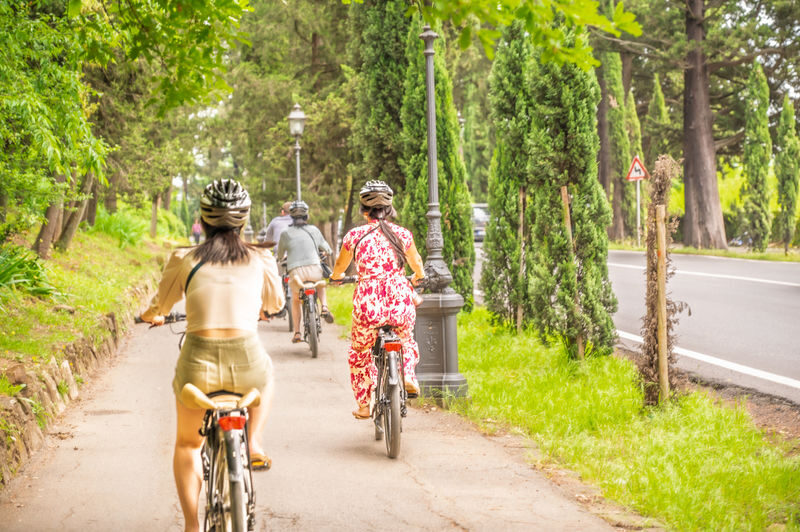 Florence Piazzale Michelangelo E-Bike Small Group Tour - The wine tasting is a welcome finish