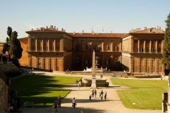 Florence: Pitti Palace and Palatina Gallery Private Tour - Tour Experience