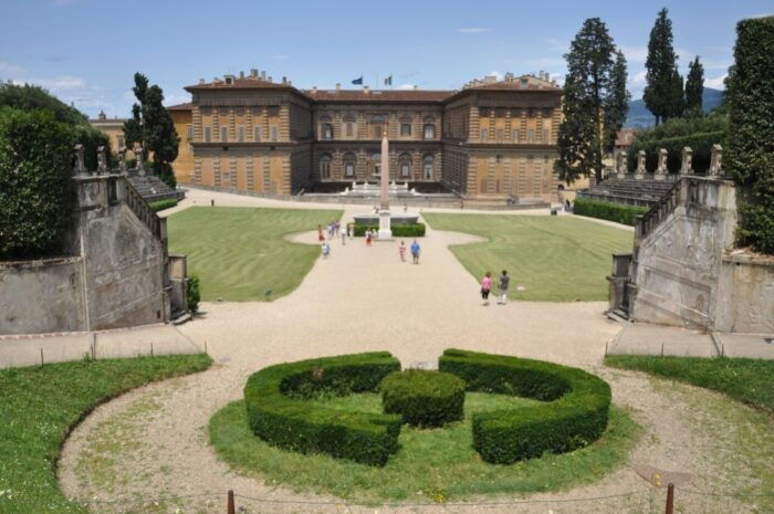 Florence: Pitti Palace, Boboli Garden, Palatine Gallery Tour - Quality of the Art Collection and Gardens
