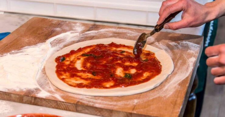 Florence: Pizza and Gelato Class at a Tuscan Farmhouse - Experience