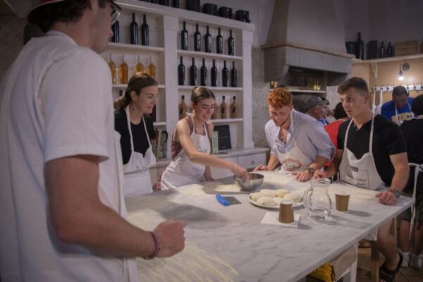 Florence: Pizza and Gelato Preparation Class - Location and Meeting Point