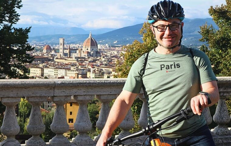 Florence Premium E-Bike Tour + Photo Shoot and Tastings - Unique Photography Experience