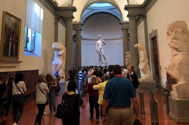Florence : Private Tour of Accademia & Michelangelos David - Experience
