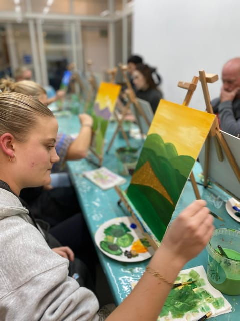Florence: Sip & Paint - Painting Class & Local Wine Tasting - Suitable Occasions
