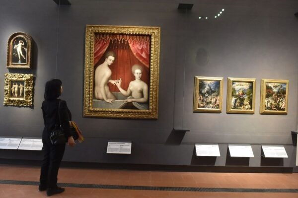 Florence: Skip the Line Uffizi Guided Tour and Walking Tour - Frequently Asked Questions