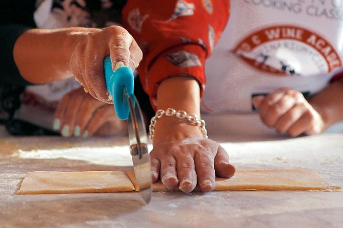 Florence Small-Group Cooking Class and Historic Bottegas Tour - Tour Details and Itinerary