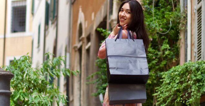 Florence: Tailored Shopping Experience With Stylist - Stylist Expertise