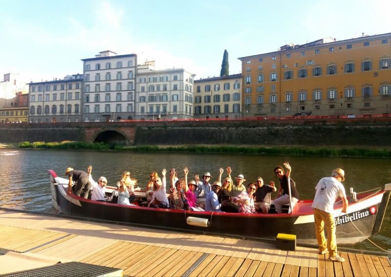 Florence Traditional Gondola Guided Boat Tour on the Arno River - Who will enjoy this ride most