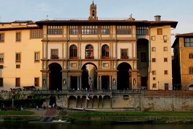 Florence: Uffizi Gallery Audio Guided Tour Led by Tour Leader - Guided Tour Experience