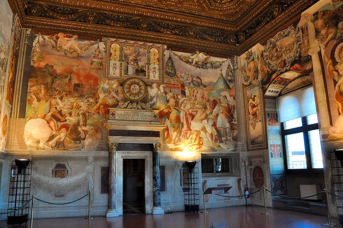 FLORENCE: Uffizi Gallery + Palazzo Vecchio Monolingual Guided Tour - Small Group - Price