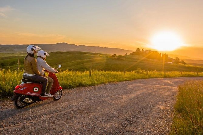 Florence Vespa Rental - Safety, Training, and Sightseeing With the Vespa
