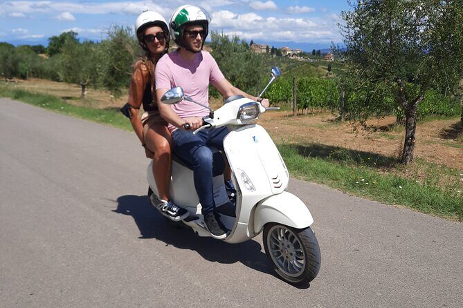 Florence Vespa Tour as a Passenger, Small Group, max 6 people - FAQ