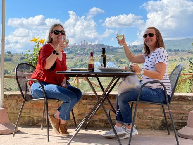 Florence: Wineries, Tastings, Lunch & San Gimignano Day Trip - Experience Highlights