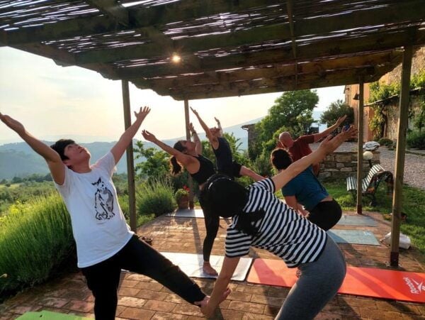 Florence: Yoga at Tuscan Countryside Sunset With Transport - Booking Your Experience