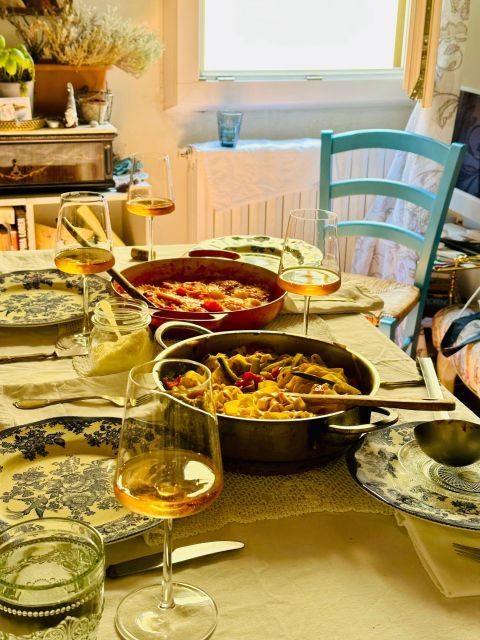 Florence:Dolce Vita by Day Market Tour & Pasta Making Class - Group Size and Class Details