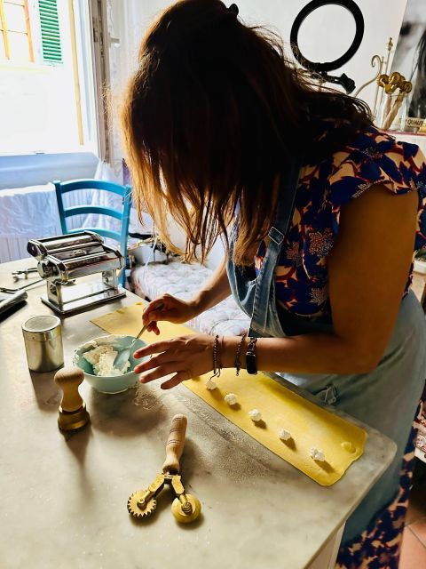 Florence:Dolce Vita by Day Market Tour & Pasta Making Class - Reservation and Meeting Point