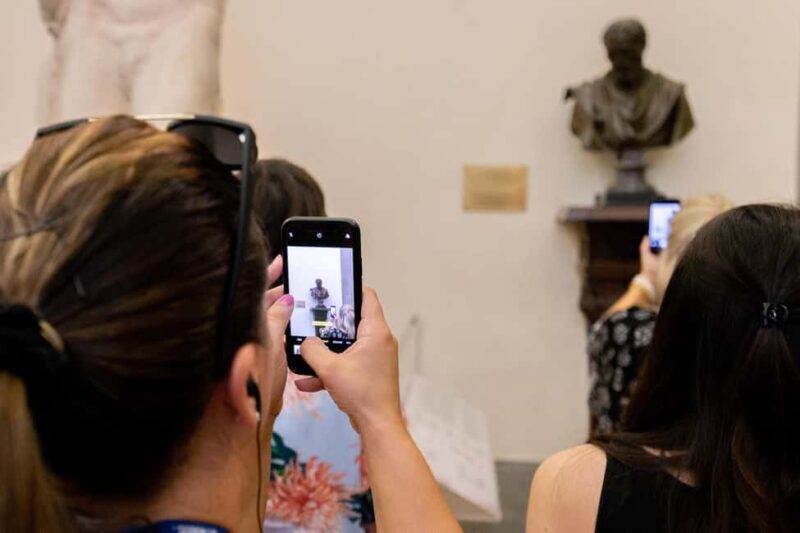 Florence:Michelangelo's David & Accademia Skip-the-Line tour - Frequently Asked Questions  