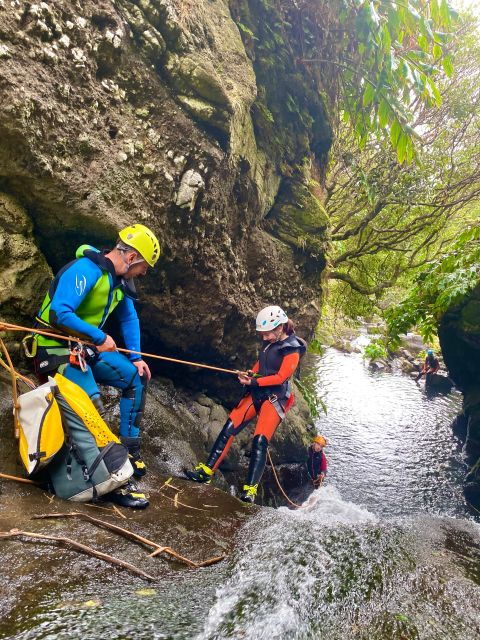 Flores: Canyoning with a Guide and Snack - Ilhéus Inferior - Why Is This Canyoning Tour a Great Choice?  