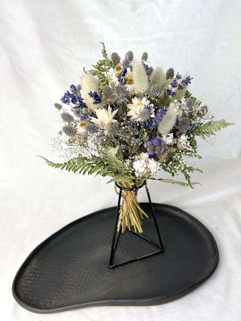 Flower Arrangement Workshop - Crafting Dried Flower Bouquets