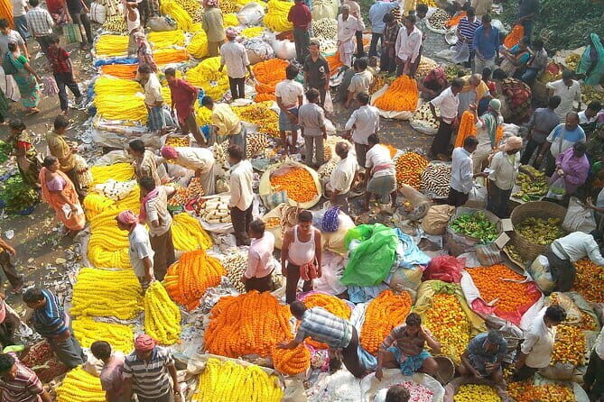 Flower Market Colors and Ganges Ghat Experience - Good To Know