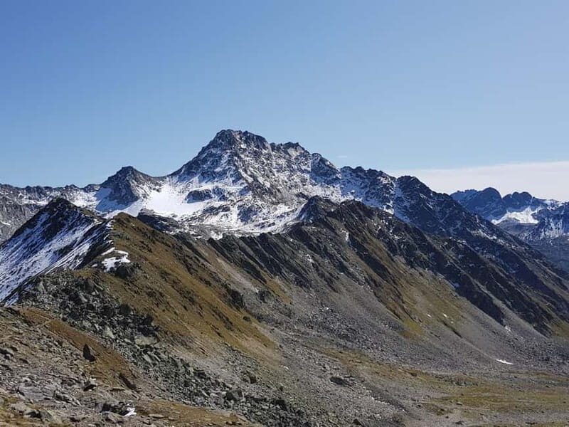 Flumserberg: Guided highlights hikes - The Experience: A Deep Dive into the Flumserberg Hiking Tour