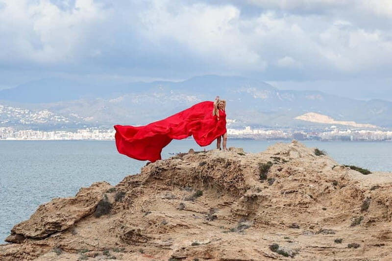 Flying Dress Photo Shoot in Mallorca elegant pictures by the sea, cathedral - Good To Know