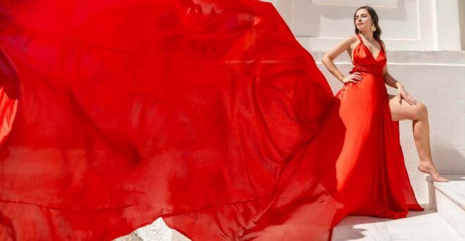 Flying Dress Photoshoot in Santorini - Photography Session Details