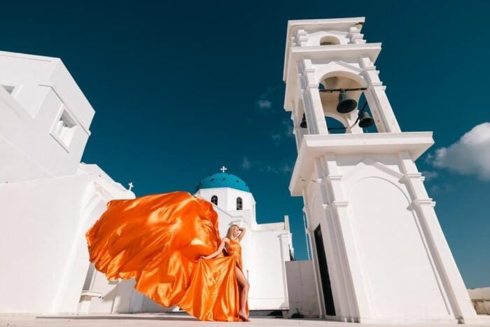 Flying dress Photoshoot in Santorini with Hotel Pickup - FAQ