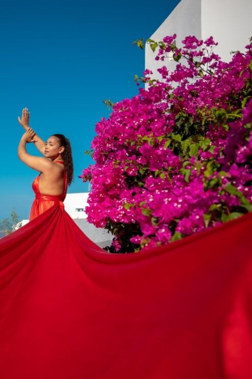 Flying Dress Santorini Photoshoot - Good To Know