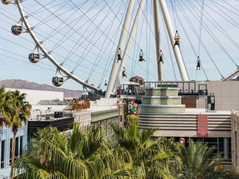 FlyLINQ Zipline Experience in Las Vegas - From check-in to the launch tower