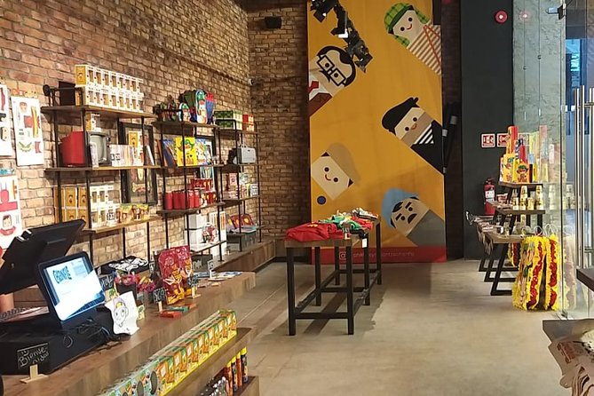 Follow Me, Good Guys! Let's Go to the Chanfle and Recontrachanfle... and Shop!! - Common Questions