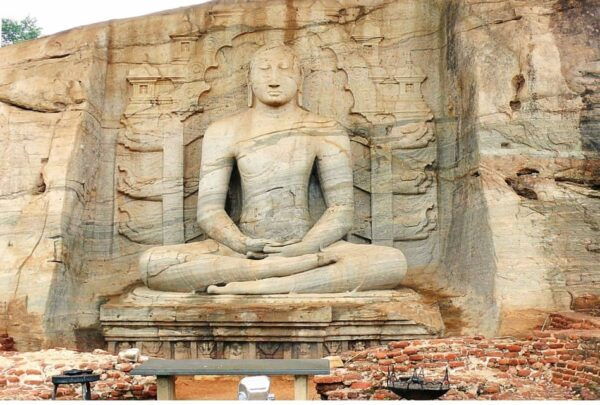 Fom Dambulla: Sigiriya Rock & Ancient City of Polonnaruwa - Exploring Polonnaruwas Heritage