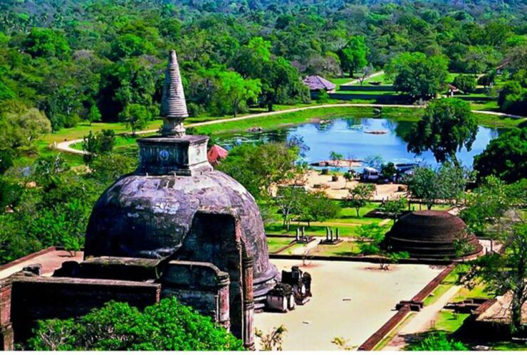 Fom Kandy: Sigiriya Rock & Ancient City of Polonnaruwa - Booking and Logistics
