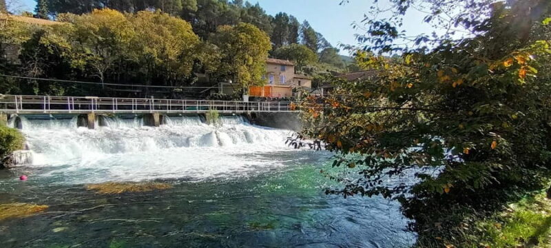 Fontaine De Vaucluse and Isle Sur La Sorgue by electric bike - The Sum Up