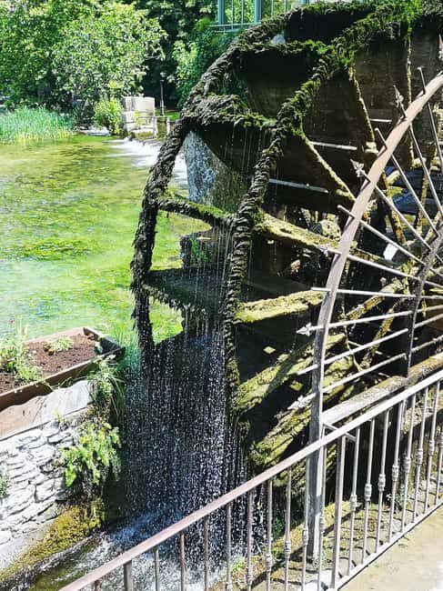 Fontaine-de-Vaucluse: Guided tour, the Mysteries of the Gouffre Open to all - The Natural Wonder of Fontaine-de-Vaucluse