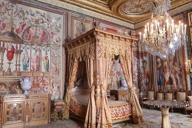 Fontainebleau and Barbizon Half Day Guided Tour From Paris by Minivan - Viators Response and Additional Information