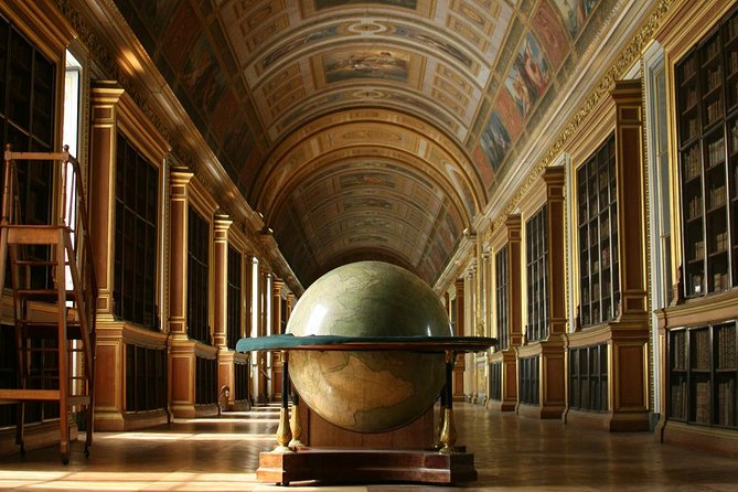 Fontainebleau and Barbizon Half Day Guided Tour From Paris by Minivan - Pricing and Lowest Price Guarantee