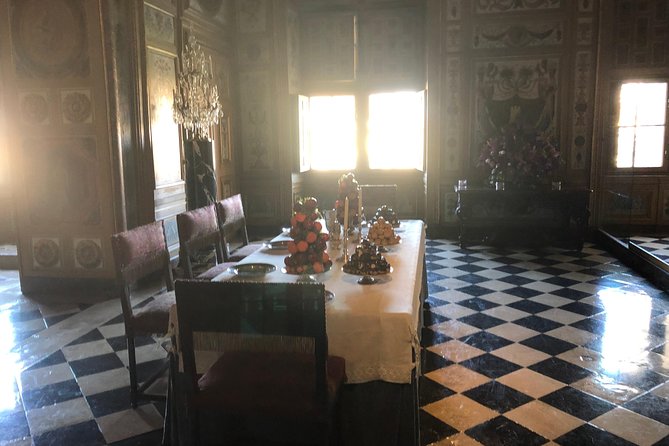 Fontainebleau, Barbizon and Vaux Le Vicomte - Day Trip From Your Hotel in Paris - Château De Vaux-Le-Vicomte