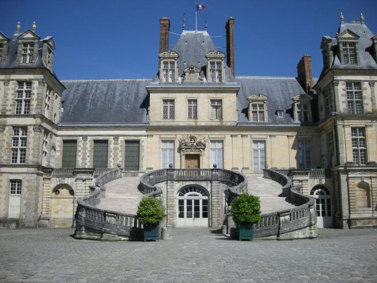 Fontainebleau Castle Half-Day Tour - Tour Experience