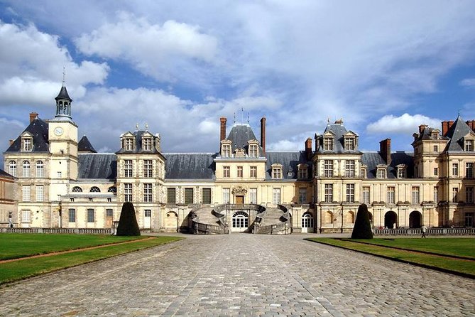 FONTAINEBLEAU EXPRESS : Private Day-Trip From PARIS to Visit the Castle - Tour Details and Itinerary
