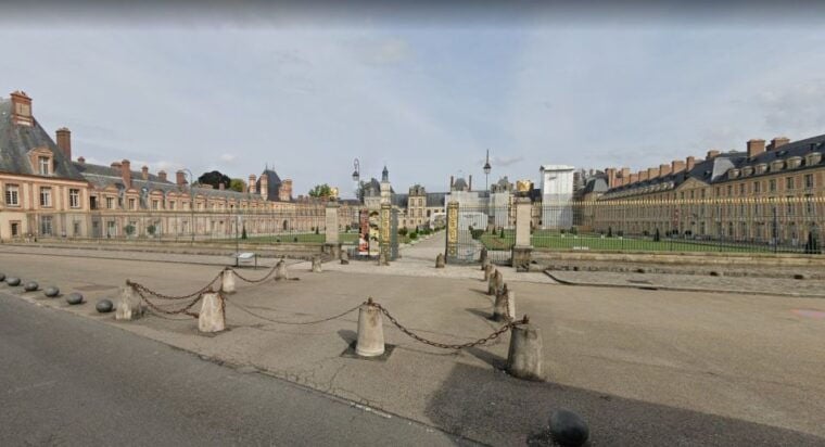 Fontainebleau: Palace Private Guided Tour With Ticket - Inclusions of the Private Guided Tour