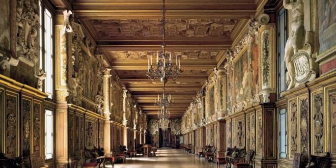 Fontainebleau Palace :Skip the Line Small Group Guided Tour - Booking Information