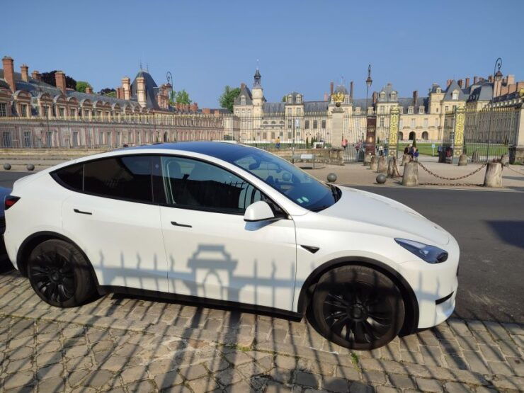 Fontainebleau: Transfer To/From Paris-Orly Airport - Service Details