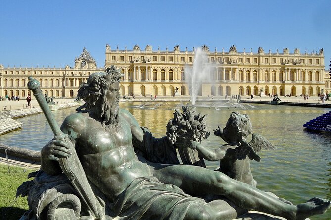 Fontainebleau — Versailles, Trianon & Gardens Small-Group From Paris by Minivan - Pricing and Duration